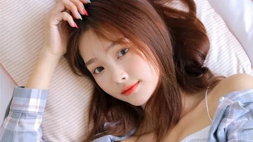 在线阅读《网红女老师（无删减）》无遮挡版
